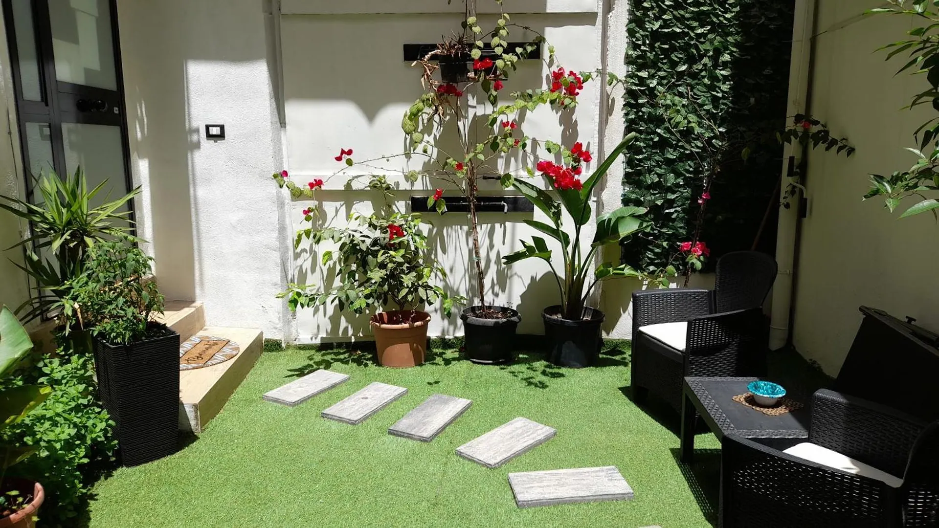 Garden Suite Apartment Palermo Italy